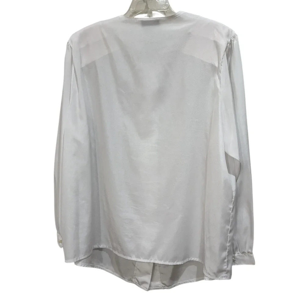 Vtg Gianna Woman Ivory Satin Blouse Hidden Button Career Top Est. 2X See Desc - Picture 4 of 12